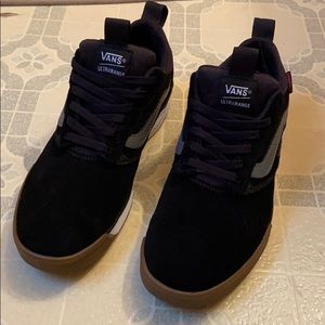 Vans Mens UltraRange Pro Black/Gum/White Sz 7.5